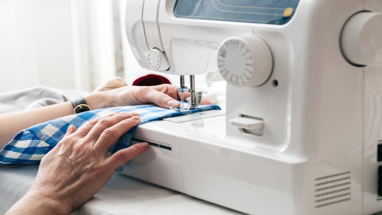 The Best Craft and Sewing Machines for Men
